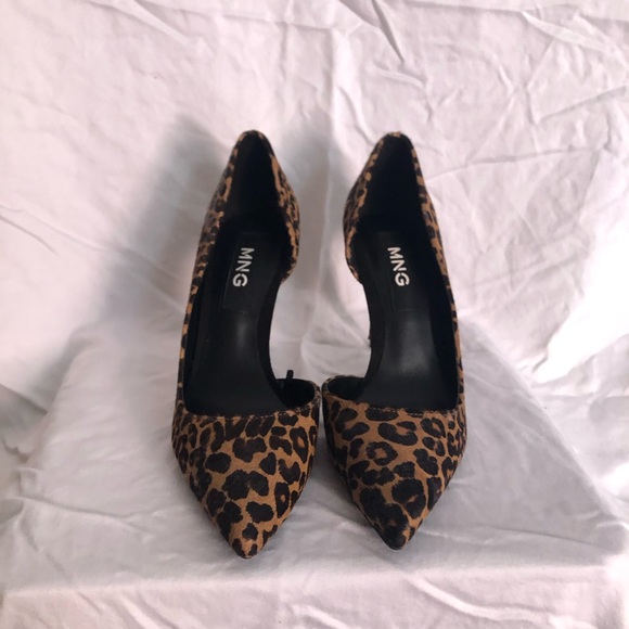 NWOT Leopard print stilettos - Picture 2 of 4